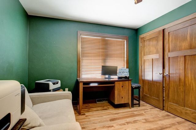 3810 IRVING STREET, Marinette, WI 54143