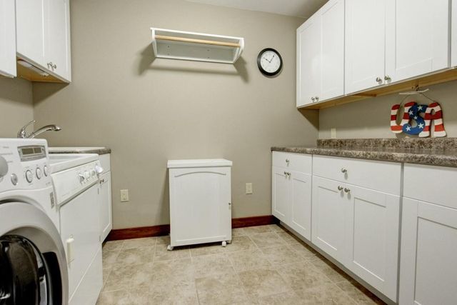 3810 IRVING STREET, Marinette, WI 54143