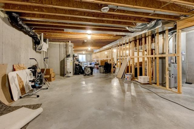 3810 IRVING STREET, Marinette, WI 54143