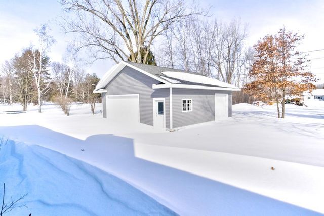 3810 IRVING STREET, Marinette, WI 54143