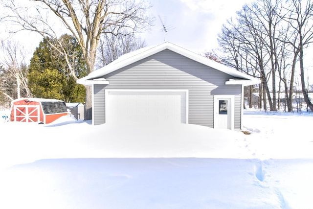 3810 IRVING STREET, Marinette, WI 54143