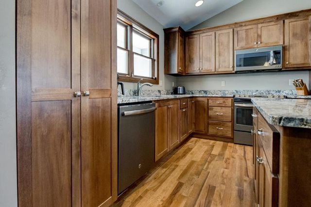 3810 IRVING STREET, Marinette, WI 54143