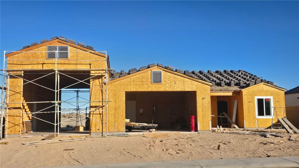 1921 Via Borgata, Fort Mohave, AZ 86426