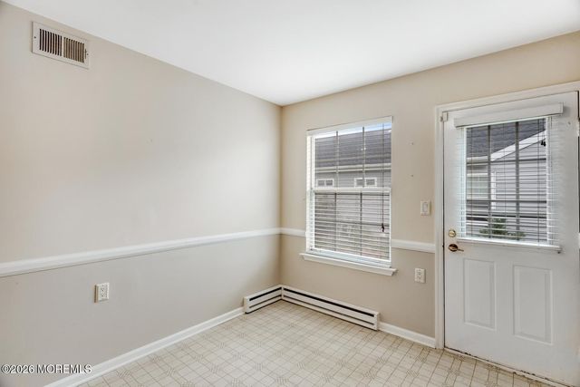 13 Turnbridge Row, Manchester, NJ 08759