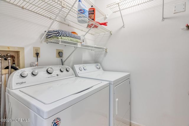 13 Turnbridge Row, Manchester, NJ 08759