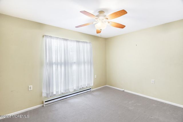 13 Turnbridge Row, Manchester, NJ 08759