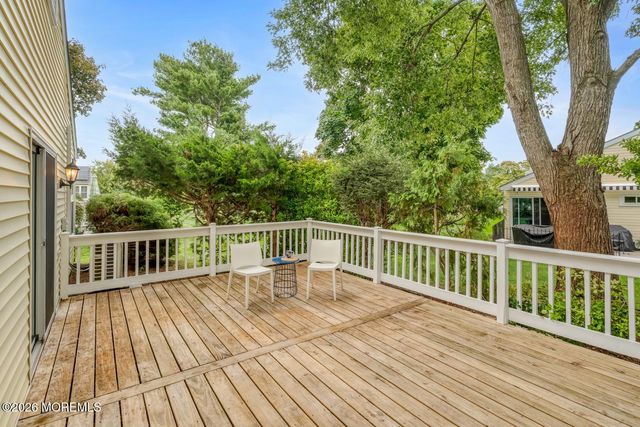 13 Turnbridge Row, Manchester, NJ 08759