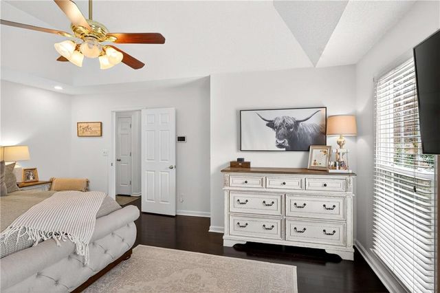 5386 Olde Mill NE Drive, Woodstock, GA 30188