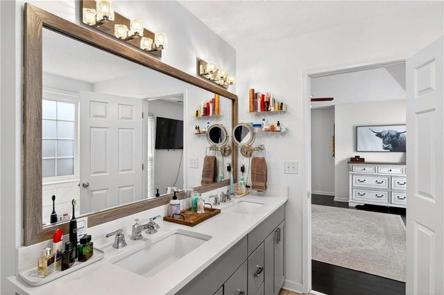 5386 Olde Mill NE Drive, Woodstock, GA 30188