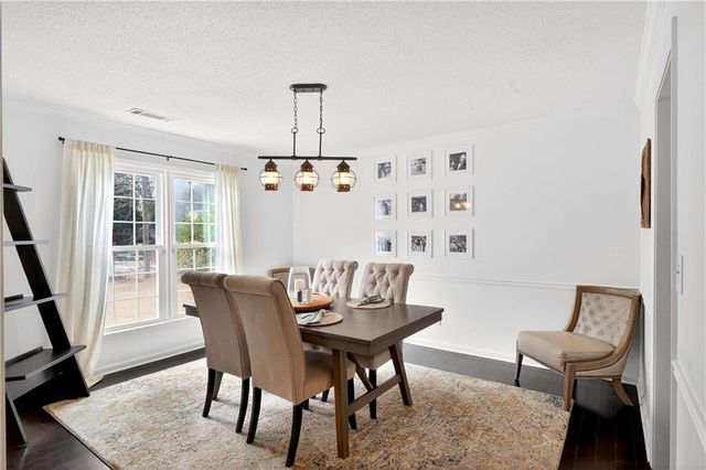 5386 Olde Mill NE Drive, Woodstock, GA 30188