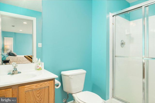415 RICHWOOD HALL RD, Kearneysville, WV 25430