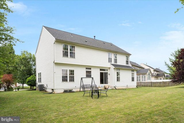 415 RICHWOOD HALL RD, Kearneysville, WV 25430