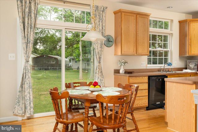 415 RICHWOOD HALL RD, Kearneysville, WV 25430
