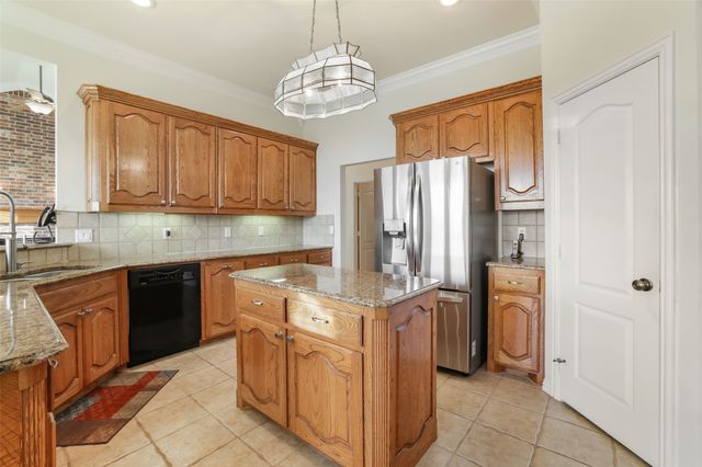 760 Hidden Pass, Royse City, TX 75189