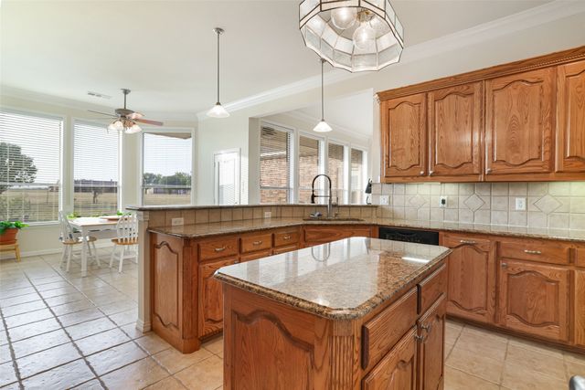 760 Hidden Pass, Royse City, TX 75189