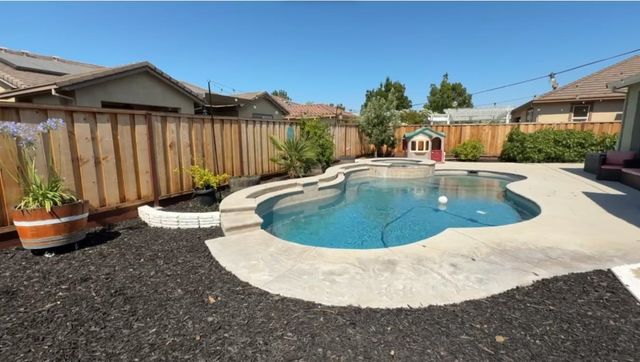 8491 Pinehollow Cir, Discovery Bay, CA 94505