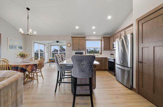 557 Cannondale Avenue, Johnstown, OH 43031