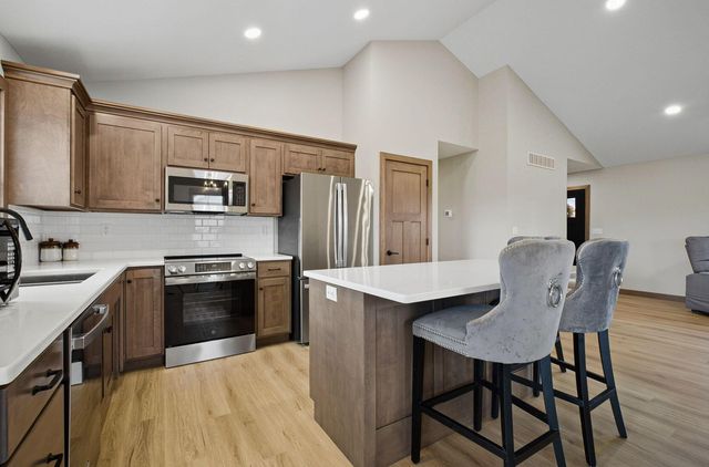 557 Cannondale Avenue, Johnstown, OH 43031