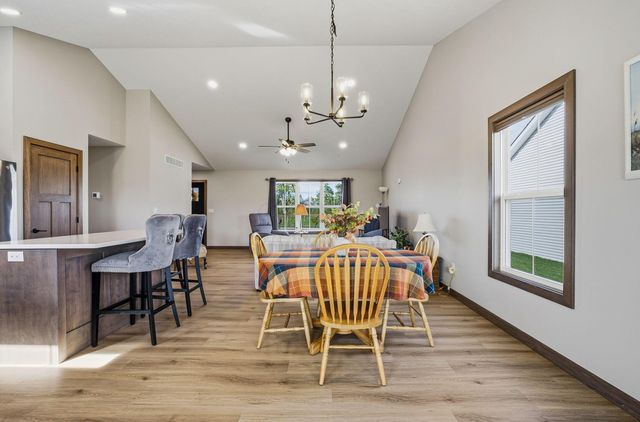 557 Cannondale Avenue, Johnstown, OH 43031