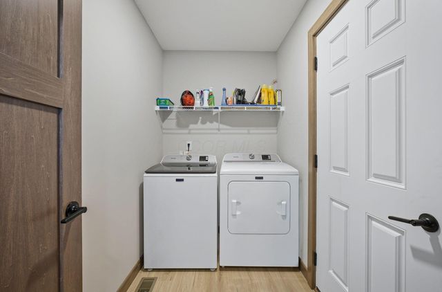 557 Cannondale Avenue, Johnstown, OH 43031