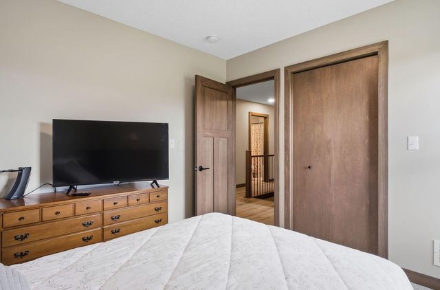 557 Cannondale Avenue, Johnstown, OH 43031