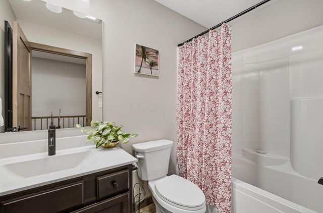 557 Cannondale Avenue, Johnstown, OH 43031