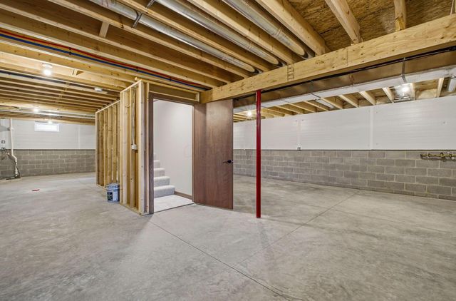 557 Cannondale Avenue, Johnstown, OH 43031