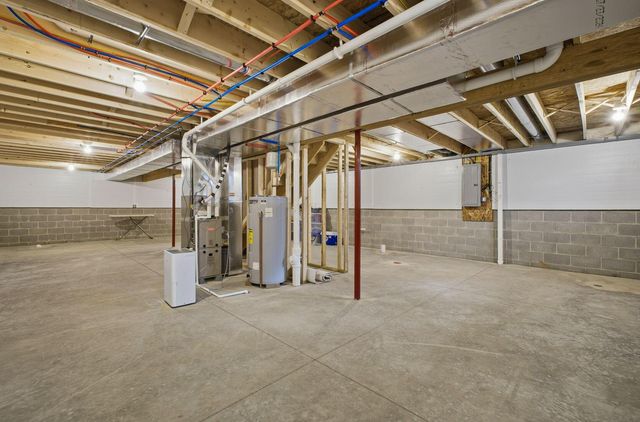 557 Cannondale Avenue, Johnstown, OH 43031