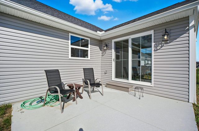 557 Cannondale Avenue, Johnstown, OH 43031