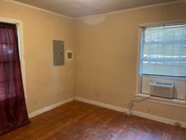 3018 S Marsalis Avenue, Dallas, TX 75216