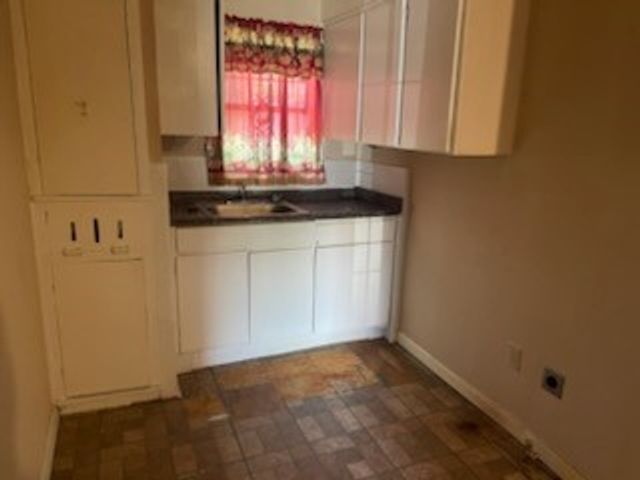 3018 S Marsalis Avenue, Dallas, TX 75216