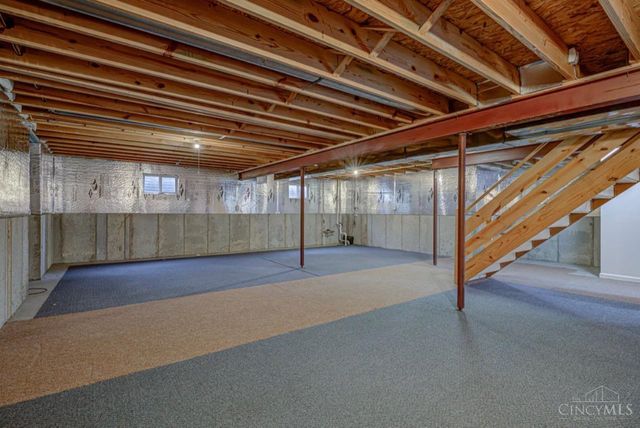 1420 Alexander Drive, Hamilton, OH 45013