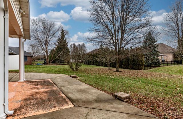 1420 Alexander Drive, Hamilton, OH 45013