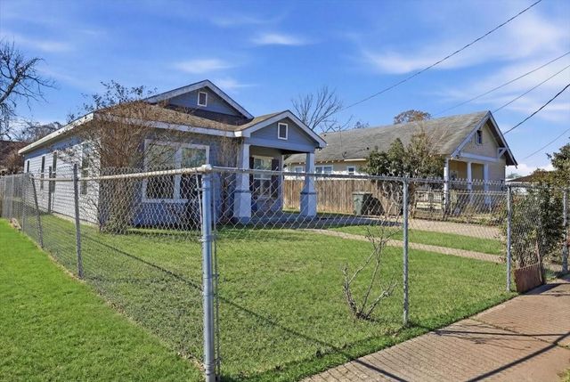 1050 Avenue C, Beaumont, TX 77701