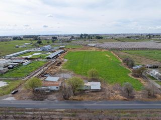 10053 Sawyer Ave, Oakdale, CA 95361