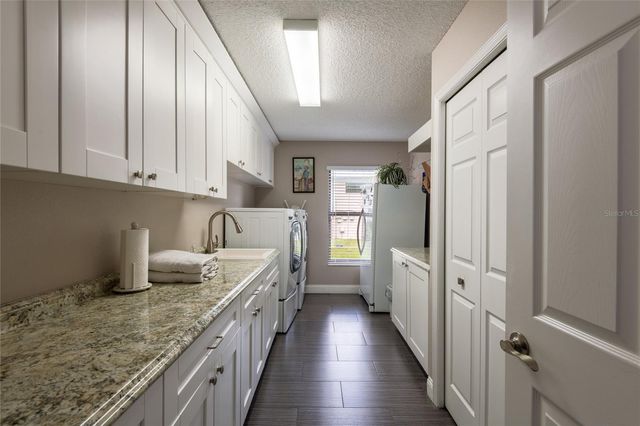 17509 TALLY HO COURT, Odessa, FL 33556
