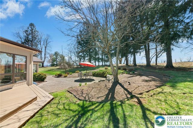 2334 Riverbend Road, Lower Macungie Twp, PA 18103
