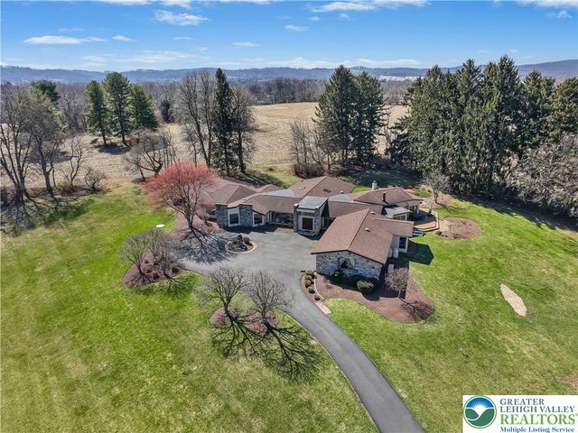 2334 Riverbend Road, Lower Macungie Twp, PA 18103