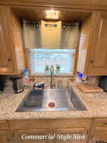600 Spring Creek Drive, Tyler, TX 75703