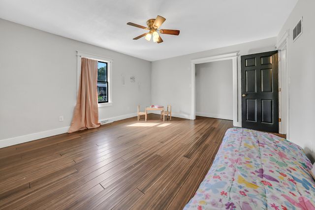 11251 COUNTY ROAD 391, Holts Summit, MO 65043