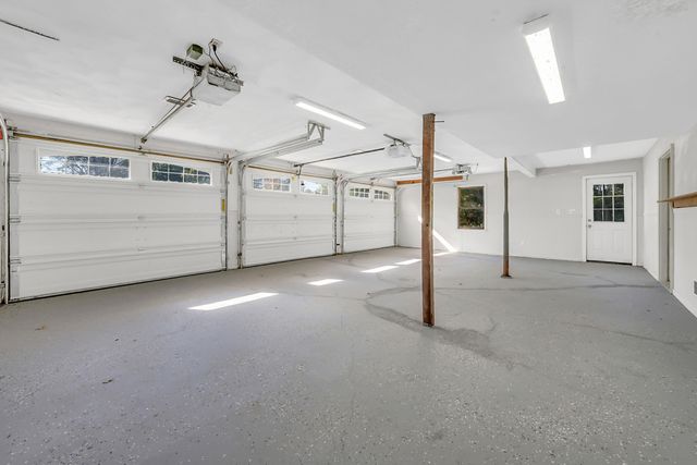 11251 COUNTY ROAD 391, Holts Summit, MO 65043