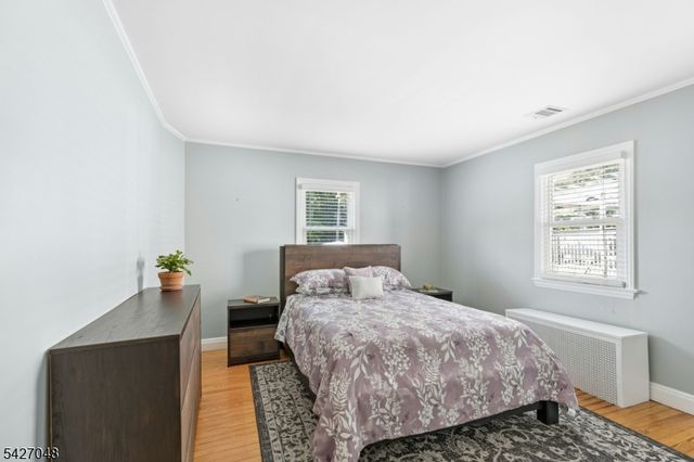 28 Janeway Place, Morris Plains Boro, NJ 07950