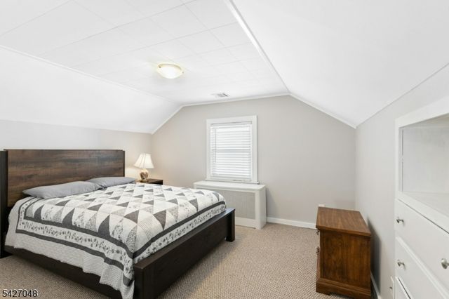 28 Janeway Place, Morris Plains Boro, NJ 07950