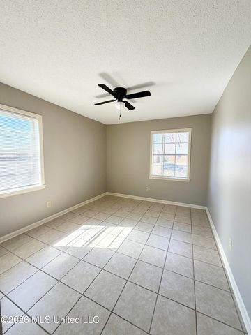 7594 Cherry Valley Boulevard, Southaven, MS 38671