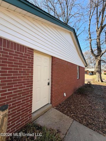 7594 Cherry Valley Boulevard, Southaven, MS 38671