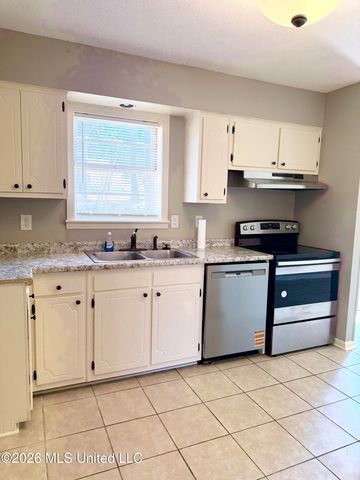 7594 Cherry Valley Boulevard, Southaven, MS 38671