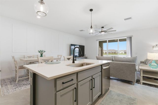 475 MANGROVE SHADE CIRCLE, Apollo Beach, FL 33572