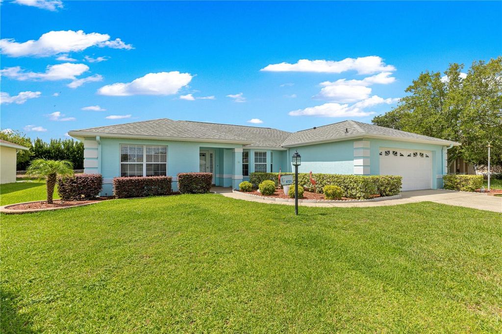 Image 1 of property listing at 8721 SW 60 CIRCLE, Ocala, FL 34476