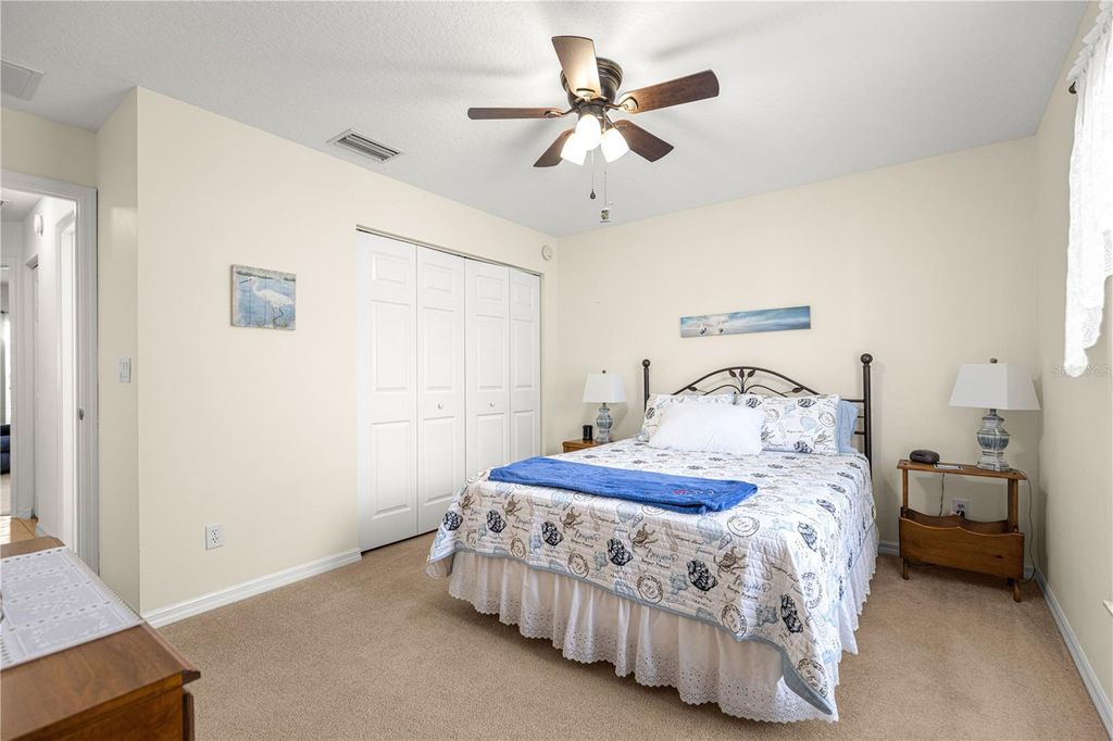 Image 13 of property listing at 8721 SW 60 CIRCLE, Ocala, FL 34476