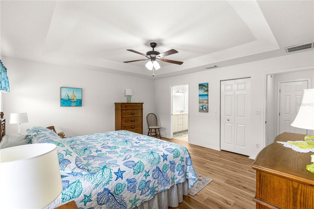 Image 21 of property listing at 8721 SW 60 CIRCLE, Ocala, FL 34476